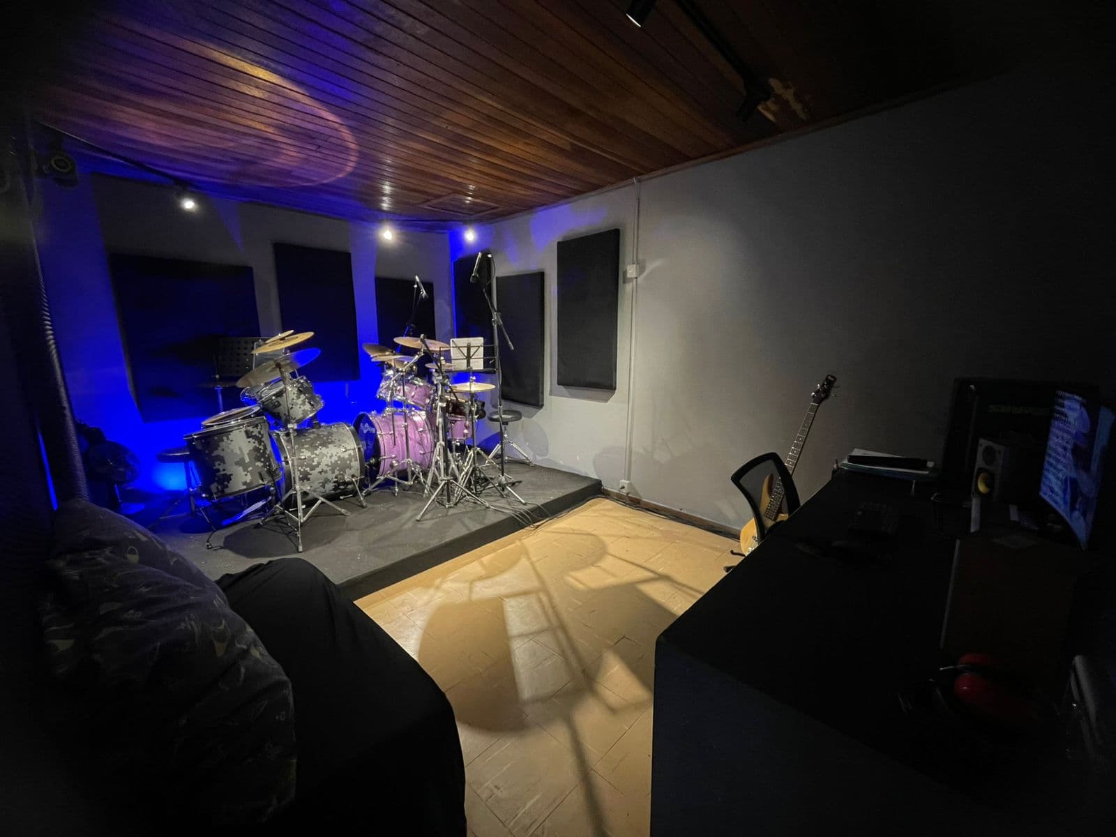 Estúdio de prática em banda
